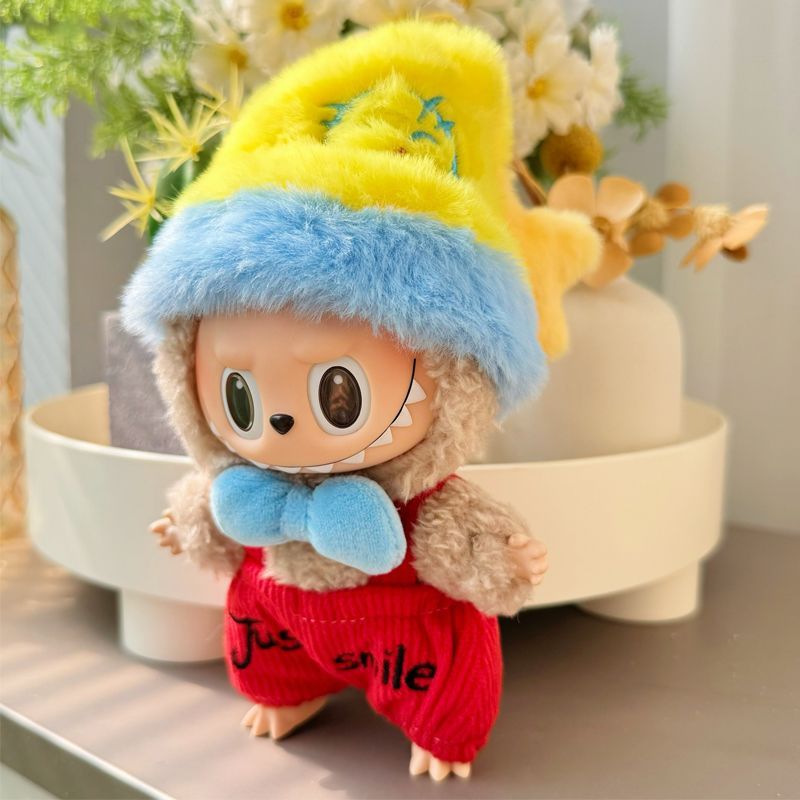 17cm Doll Cute Costume Collection | Fluffy Two-Tone Hat & Bowtie Outfit, Whimsical Fashion